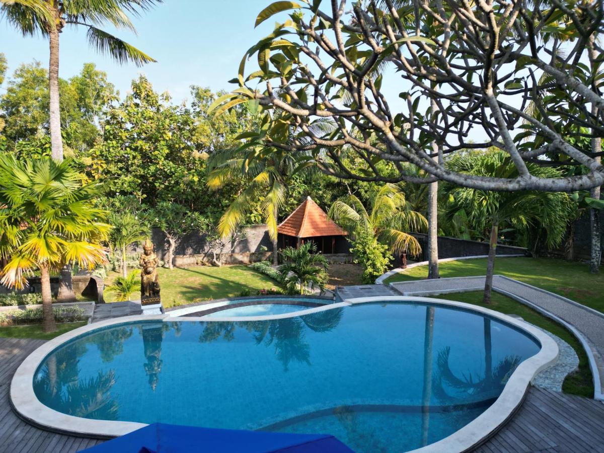 Villa Vilah Batununggul Exteriör bild